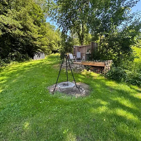 Ferienhaus Kleines Ferienhäuschen Im Grünen Am Wasser Gronwohld