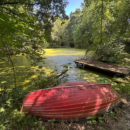 Kleines Ferienhäuschen Im Grünen Am Wasser Gronwohld